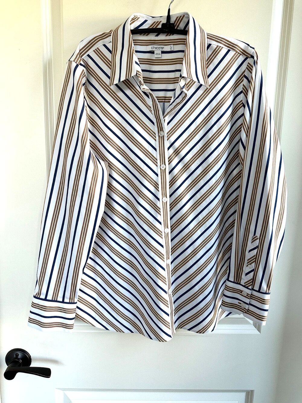 Chico s No-Iron Stretch White Tan Blue Striped Shirt Chico’s 2 (Large / US 12)